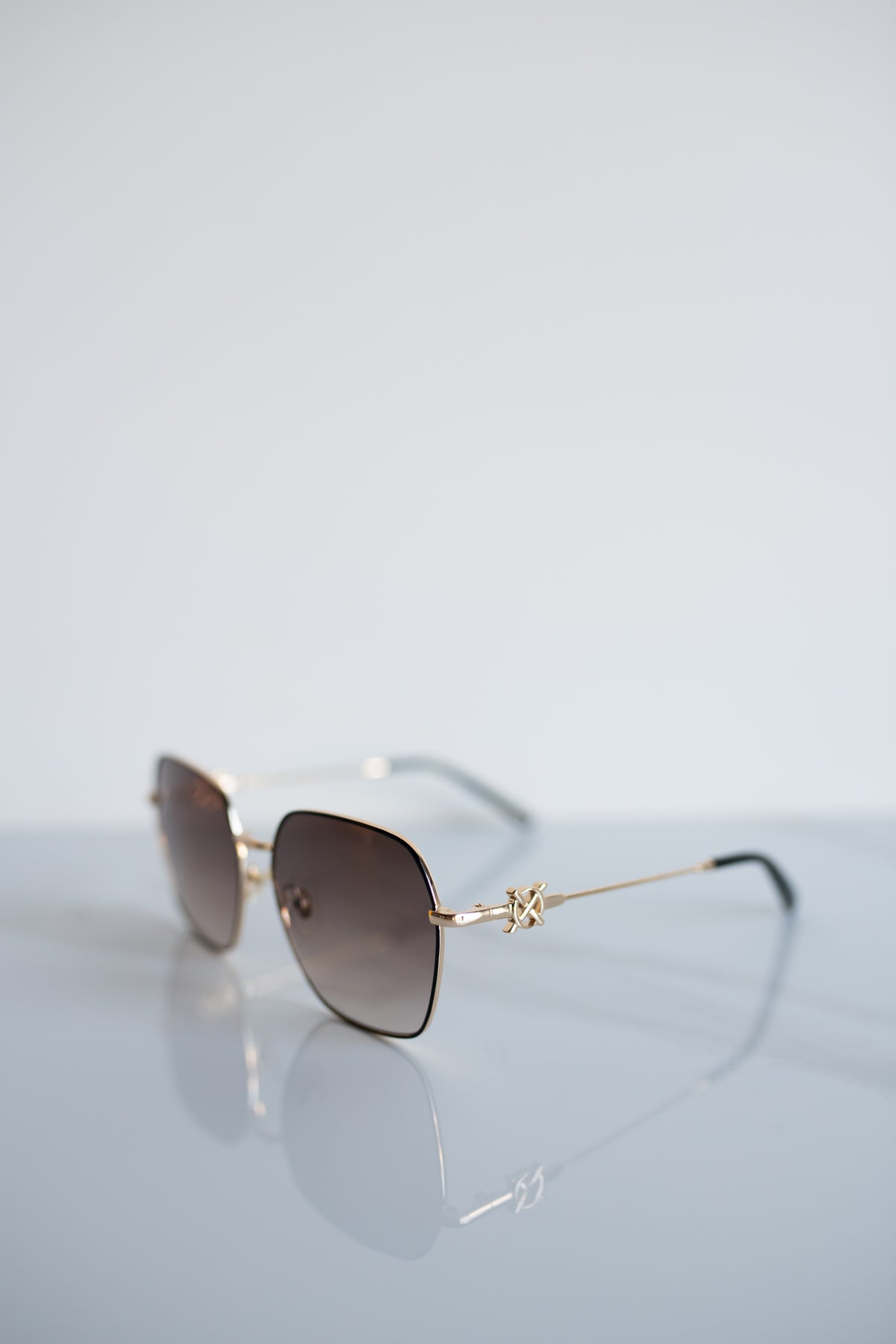 Oroton Cedar 2356429
