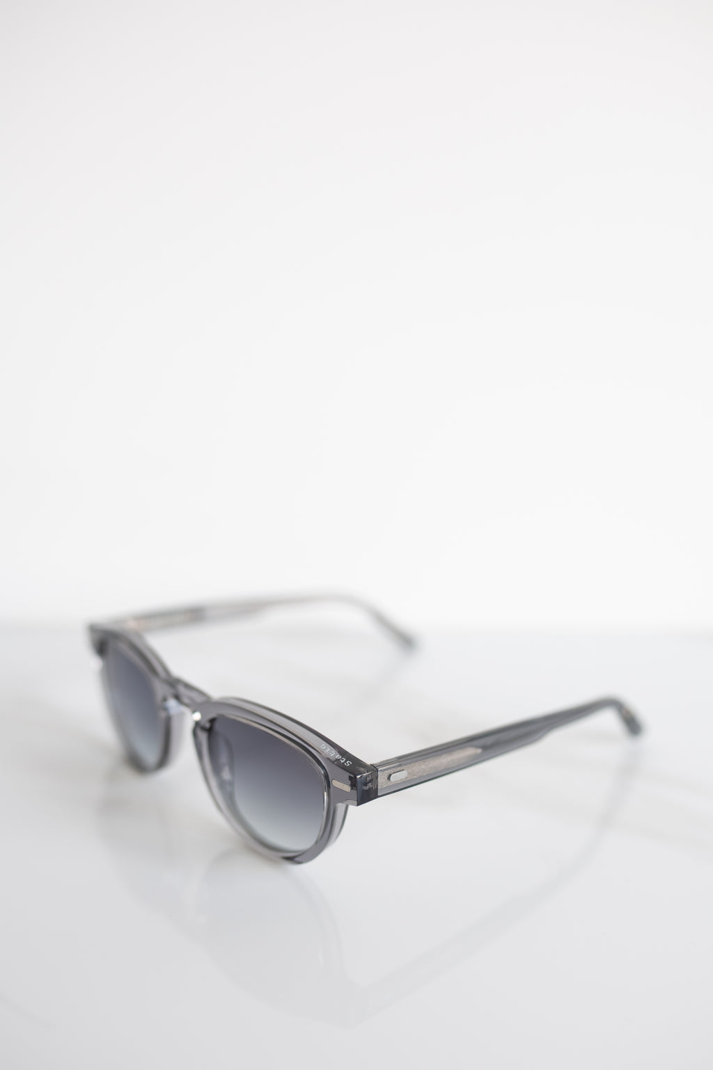 Vaanyard Static Grey